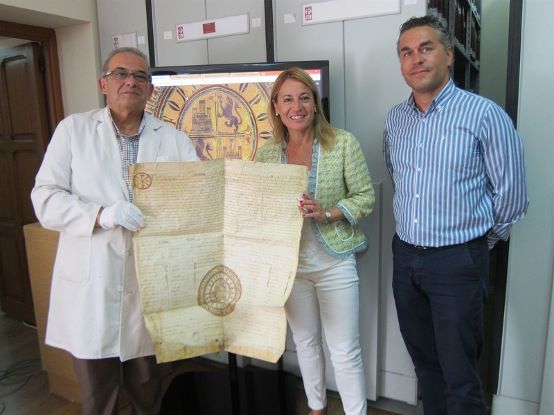 El Archivo Histórico de Cáceres digitaliza sus fondos y los muestra en Internet para lograr un acceso universal