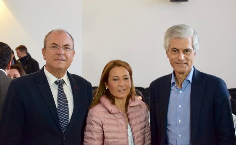Monago y Suárez defienden la Constitución ante las graves cesiones al independentismo
