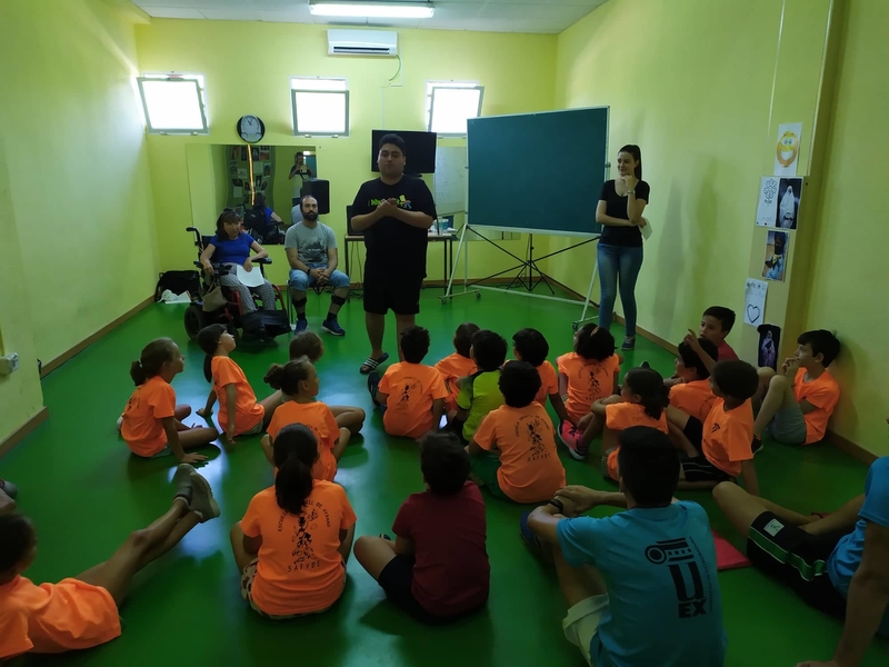 Mas de 150 niños participaron en la actividad de ''cambia el chip'' en el Safyde