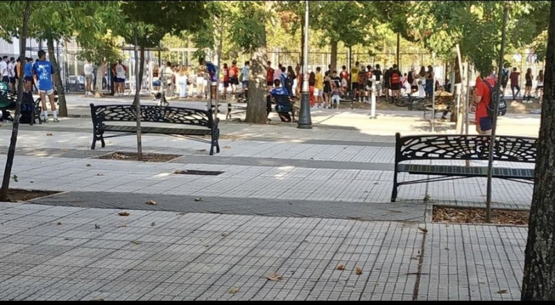 El Ayuntamiento de Cáceres clausura las pistas deportivas de Moctezuma por incumplimiento de las normas Covid