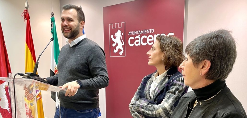 Cáceres es elegida para albergar la placa que reconoce a la Red de Juderías por su señalización y difusión del patrimonio
