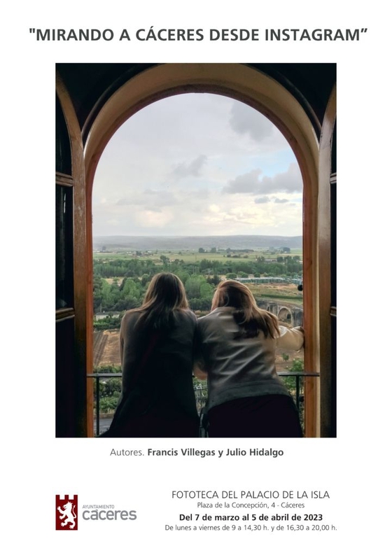 Una exposicin fotogrfica en el Palacio de la Isla muestra fiestas populares y monumentos de la provincia