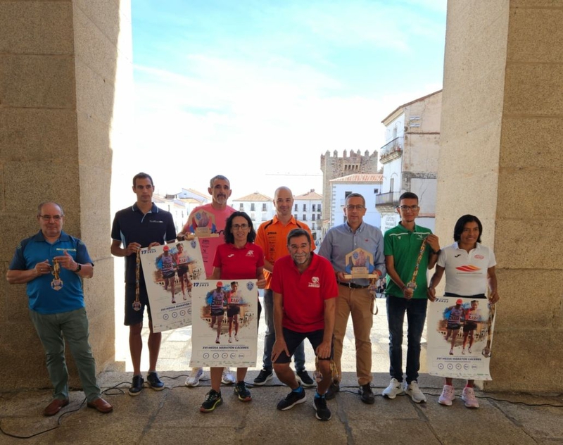 La XVI Media Maratn Cceres Patrimonio de la Humanidad espera reunir a un millar de corredores