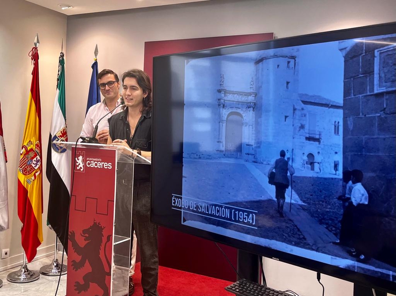 El Ayuntamiento presenta el material inédito filmado en Cáceres de la colección de Manuel Pérez-Salas, que sale a la luz gracias a la recuperación del