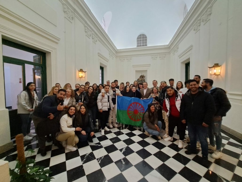 El Ayuntamiento muestra su apoyo y compromiso con el Pueblo Gitano en la conmemoración de su Día Internacional