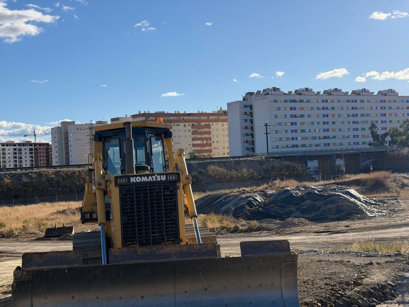 El alcalde Rafa Mateos exige a la empresa promotora del parque comercial Way que aplique medidas cautelares ante los malos olores surgidos en la zona