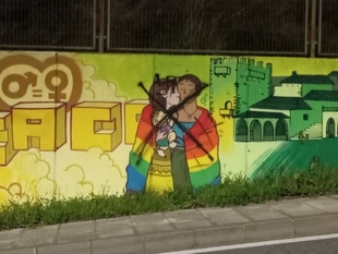 El Ayuntamiento de Cáceres condena la vandalización del muro LGBTI ubicado en Los Castellanos y ordena su reparación