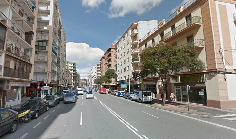 Continúa la campaña de asfaltado de calles en Cáceres con cortes puntuales de tráfico