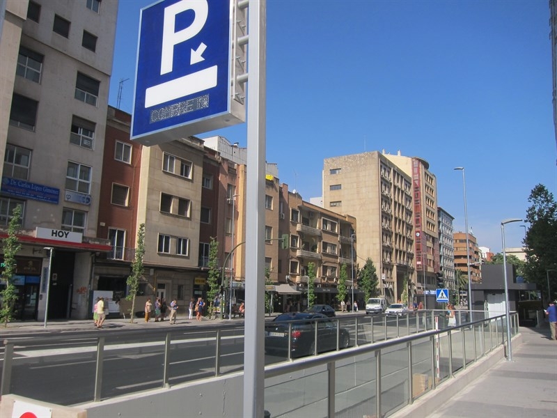 El aparcamiento subterráneo de Primo de Rivera en Cáceres se abre al público a primeros de septiembre