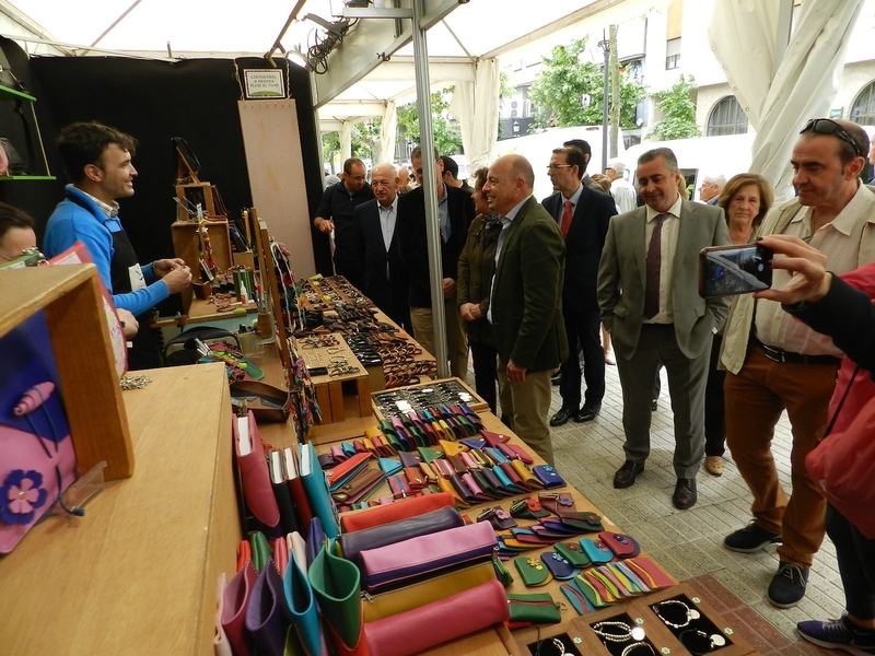 Casi 60 expositores presentan sus productos en la Muestra Agroalimentaria y de Artesanía de Cáceres