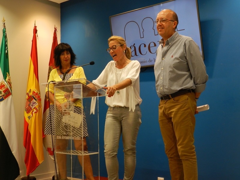 El Ayuntamiento de Cáceres renueva su compromiso con Fundación Acción contra el Hambre con una dotación de 26.540 euros