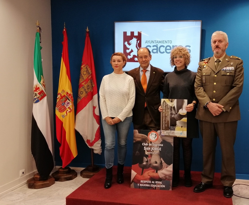 El Club de esgrima San Jorge acogerá la concentración nacional militar de esgrima en Cáceres