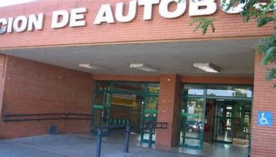 La Junta de Extremadura compensará con 5,4 millones a las empresas de autobuses que prestan servicios de transporte público habitual