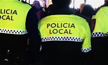 La Policía Local interpone 55 denuncias este fin de semana e interviene en una fiesta privada con 18 personas en la Avenida Virgen de la Montaña