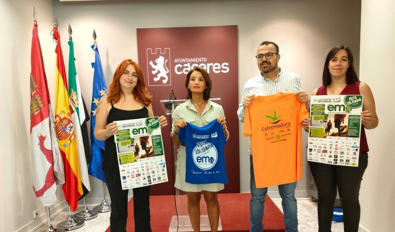 El club de senderismo Michaelus Cáceres organiza una ruta solidaria a favor de la esclerosis múltiple