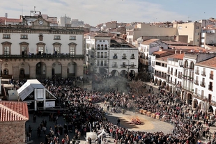 La Comisin de Accin Comunitaria aprueba la tramitacin del expediente para que el Febrero y las Lavanderas sea declarada Fiesta de Inters Turstico