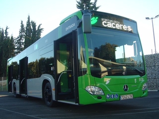  El Ayuntamiento establece un servicio especial de autobuses al recinto ferial desde el martes 23 al domingo 28