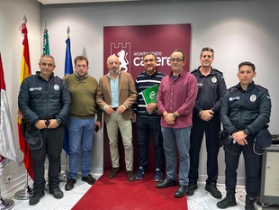 El Ayuntamiento inicia la reestructuración de la Policía Local para ganar en planificación y eficacia en la atención ciudadana