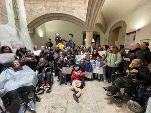 El CEIP Castra Caecilia, la Asociación de Vecinos Ciudad Monumental y la Residencia Novaforma ganan el II Concurso de Peleles del Ayuntamiento de Cáce