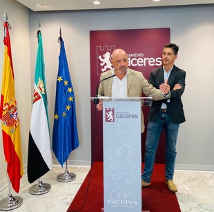 Las obras de saneamiento y abastecimiento modernizan una red obsoleta y evitará filtraciones de agua y reventones de tuberías