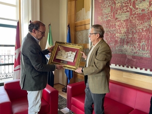 El Ayuntamiento agradece a la Asociación Musical Cacereña el nombramiento de Socio de Honor