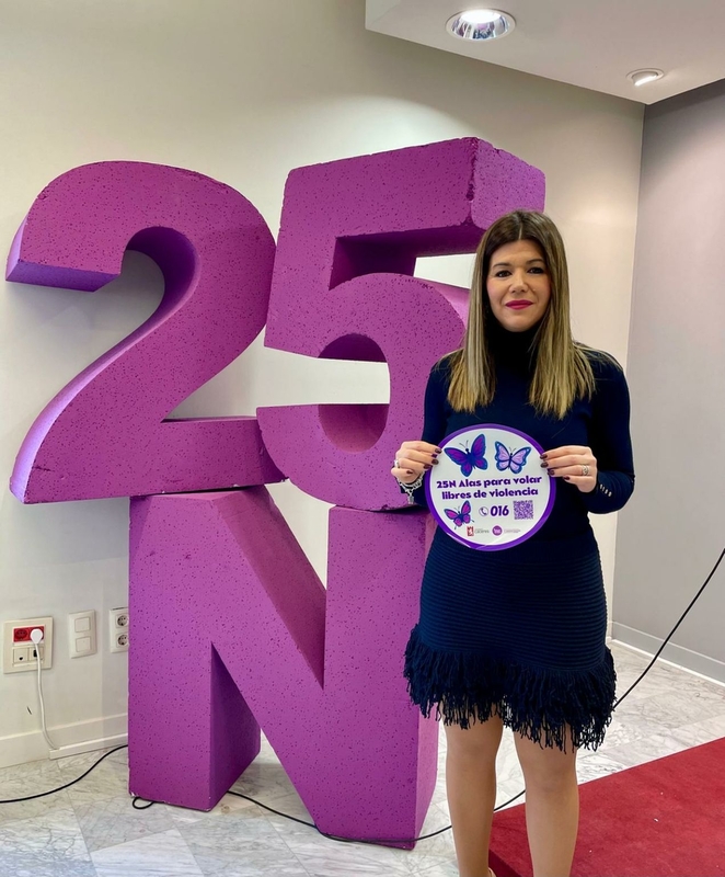  Cáceres conmemora el 25 de noviembre con un acto institucional y simbólico contra la violencia machista