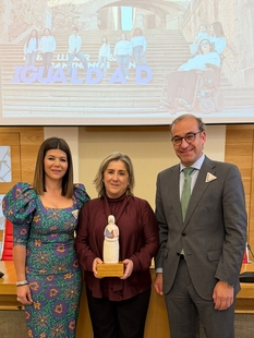 El alcalde Rafa Mateos destaca la necesidad de caminar juntos por la igualdad