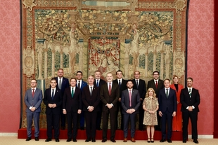 Rafa Mateos traslada al Rey Felipe VI su deseo de que visite Cáceres en el 40 aniversario 