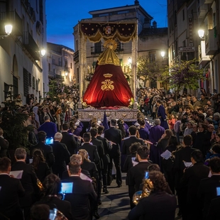 Cáceres alcanza el mejor dato de viajeros de su historia en abril con más de 30.000 visitantes, gracias al impulso de la Semana Santa