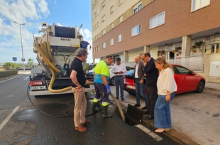 El Ayuntamiento de Cáceres incorpora un nuevo vehículo especializado para la limpieza del alcantarillado